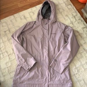 Practically Brand New 🎉Waterproof Rain 🧥 coat